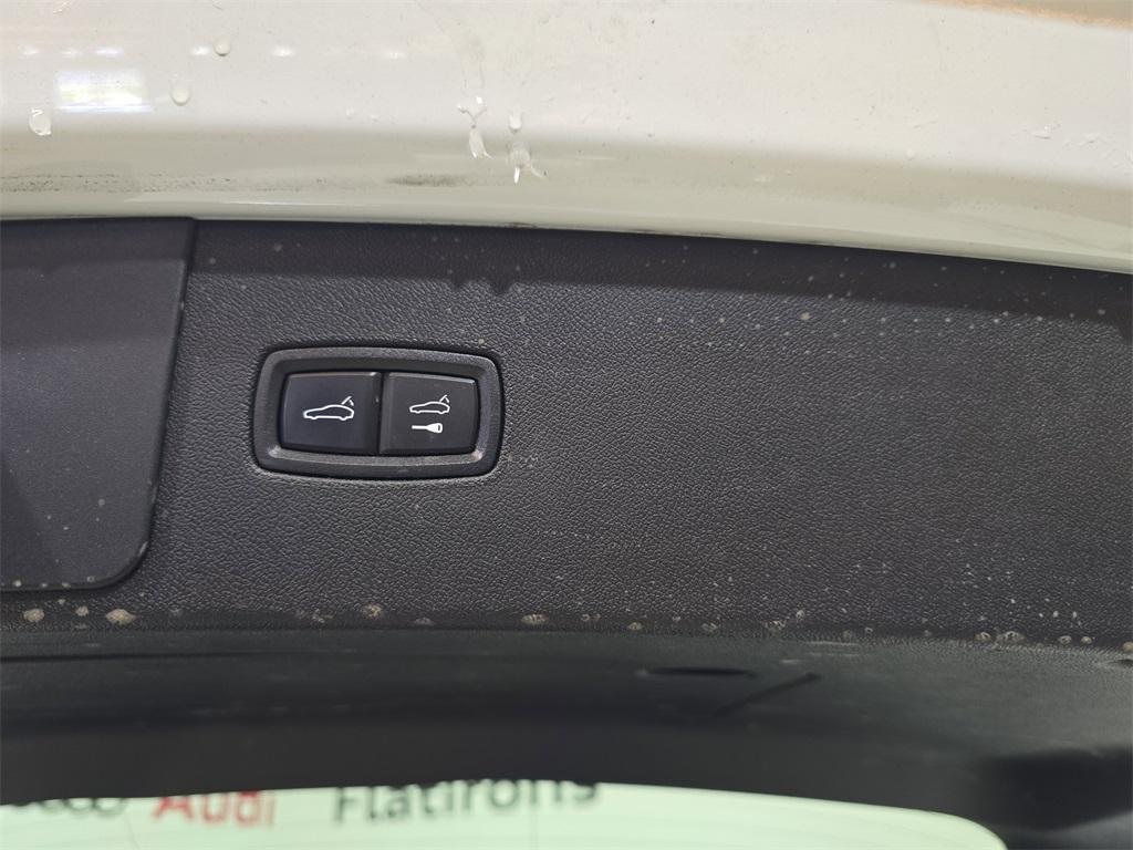 used 2023 Porsche Cayenne car, priced at $107,015