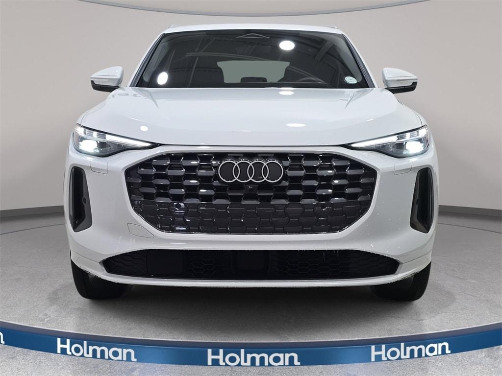 new 2025 Audi Q5 car, priced at $61,670