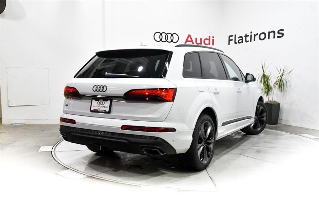 new 2025 Audi Q7 car, priced at $78,445