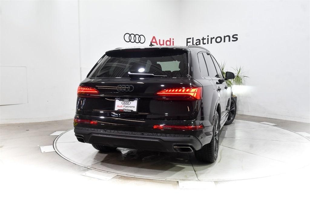 new 2025 Audi Q7 car, priced at $75,485