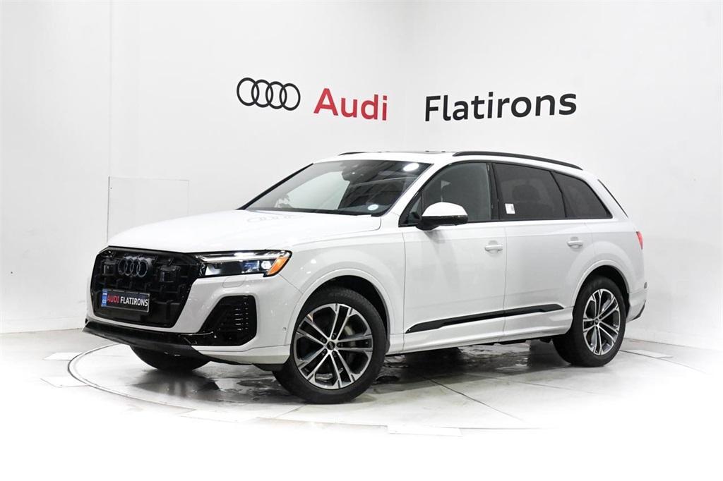 new 2025 Audi Q7 car, priced at $71,990