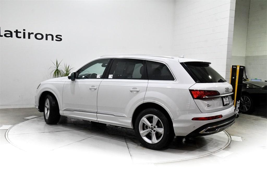 used 2024 Audi Q7 car, priced at $46,675