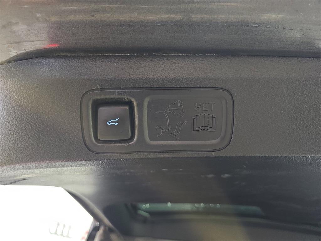used 2019 Ford Expedition car, priced at $32,535