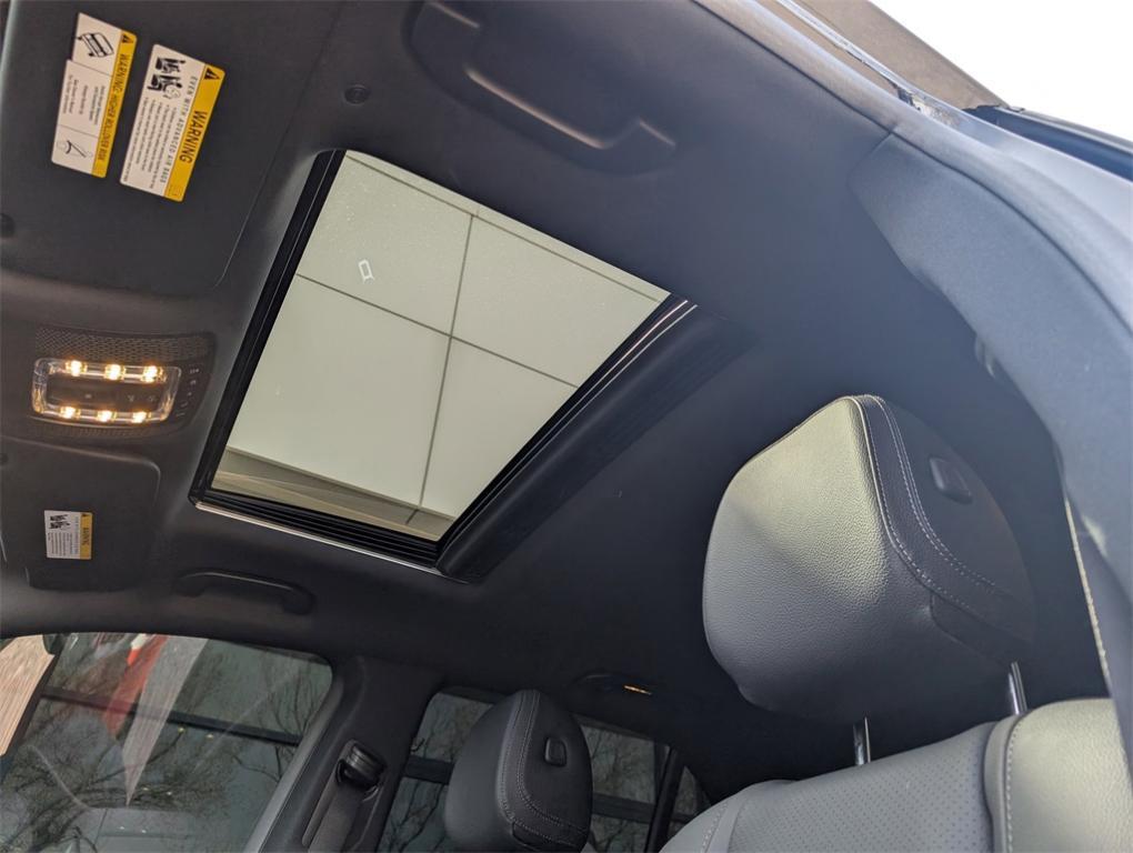 used 2025 Mercedes-Benz GLE 350 car, priced at $63,000