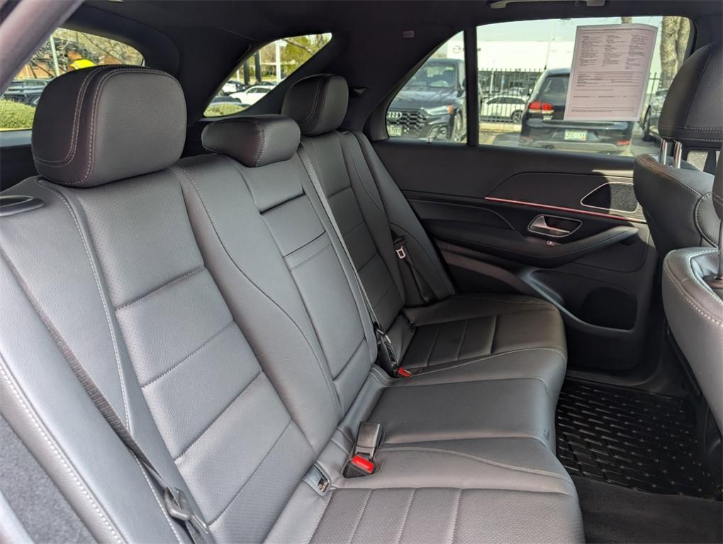 used 2025 Mercedes-Benz GLE 350 car, priced at $63,000