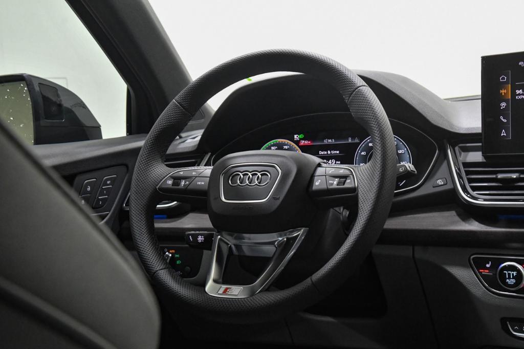 new 2025 Audi Q5 car, priced at $69,245