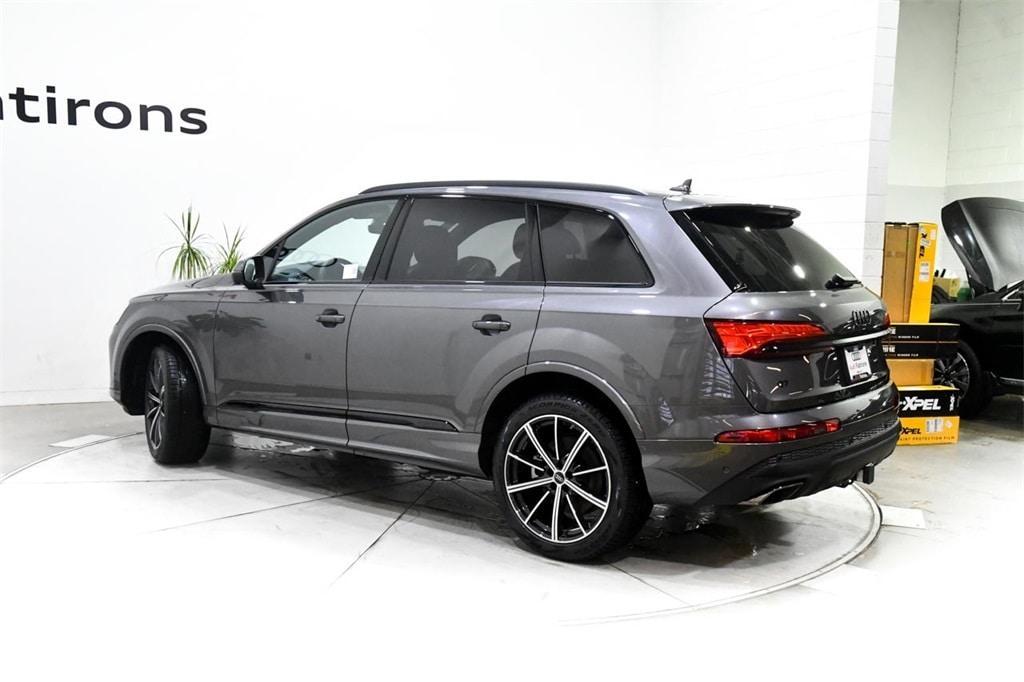 new 2025 Audi Q7 car, priced at $73,150