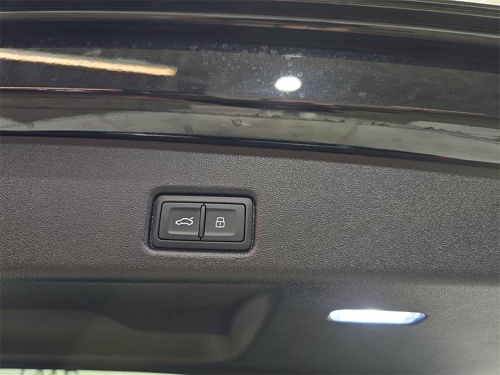 new 2025 Audi Q5 car, priced at $61,995
