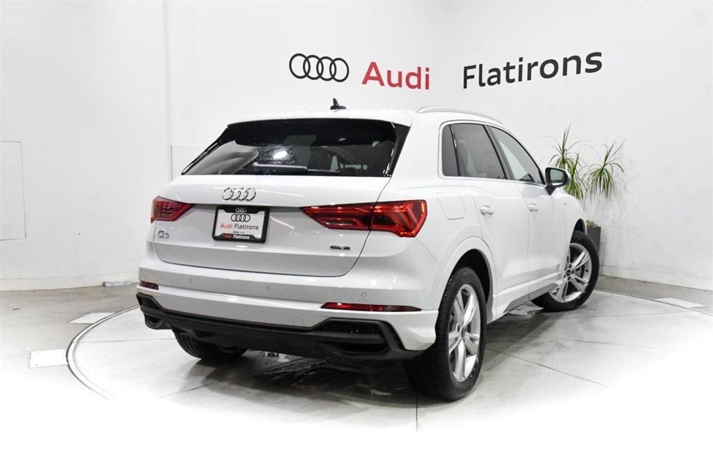 new 2024 Audi Q3 car, priced at $47,956