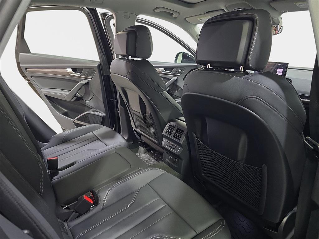 new 2025 Audi Q5 car, priced at $67,680