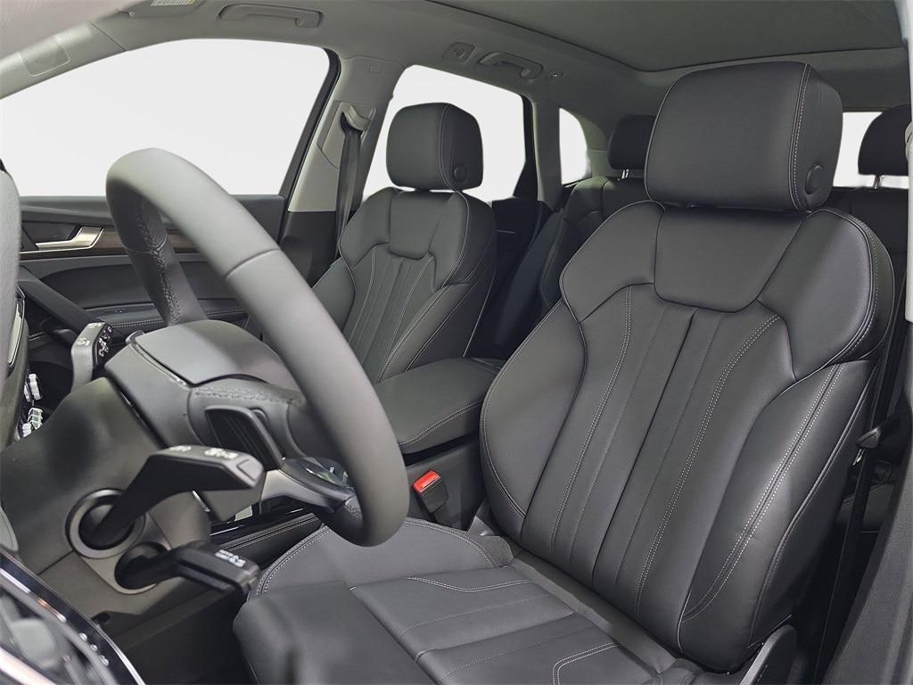 new 2025 Audi Q5 car, priced at $67,680