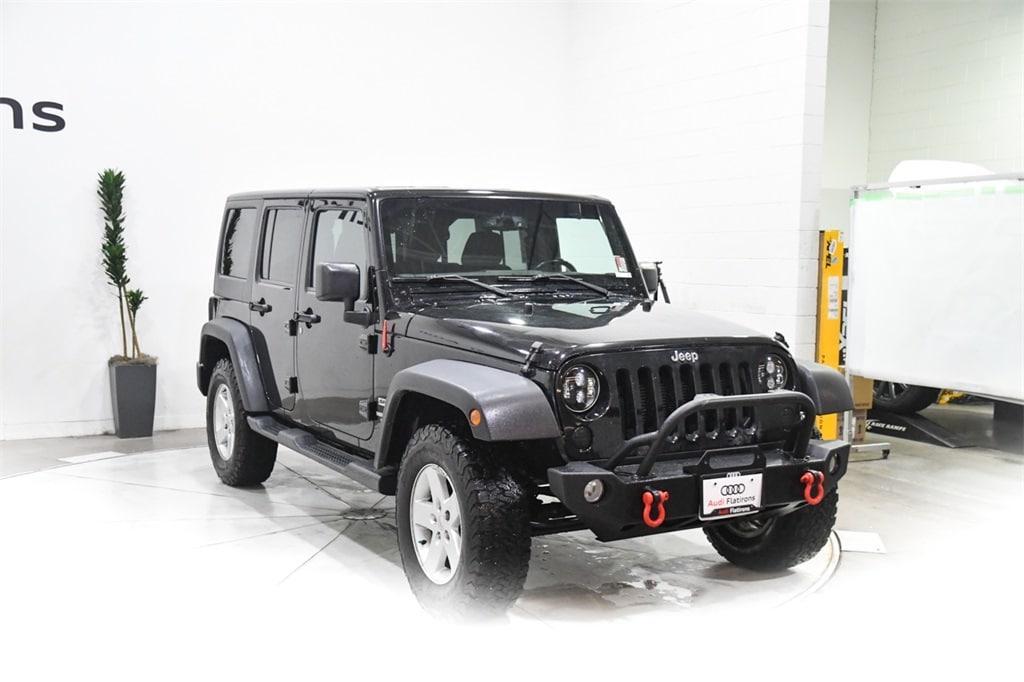 used 2015 Jeep Wrangler Unlimited car, priced at $18,594