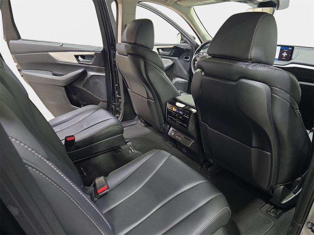 used 2024 Acura MDX car, priced at $50,590