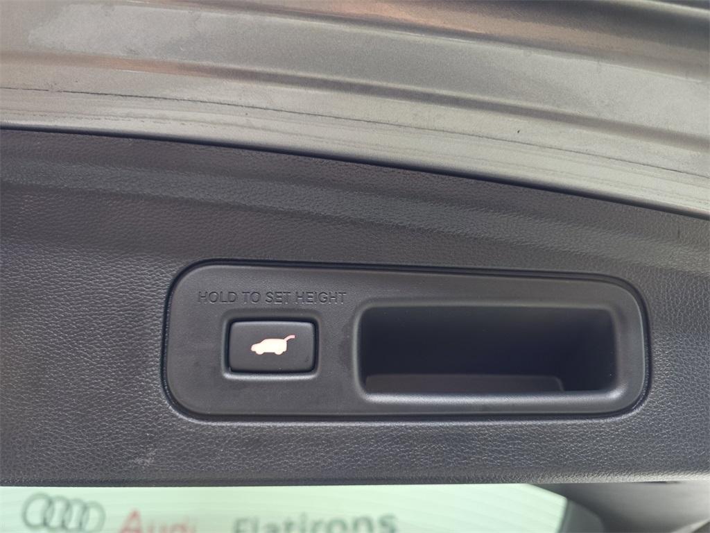 used 2024 Acura MDX car, priced at $50,590