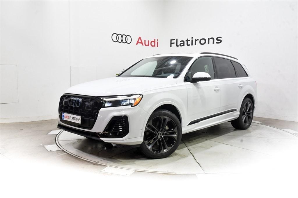 new 2025 Audi Q7 car, priced at $78,445