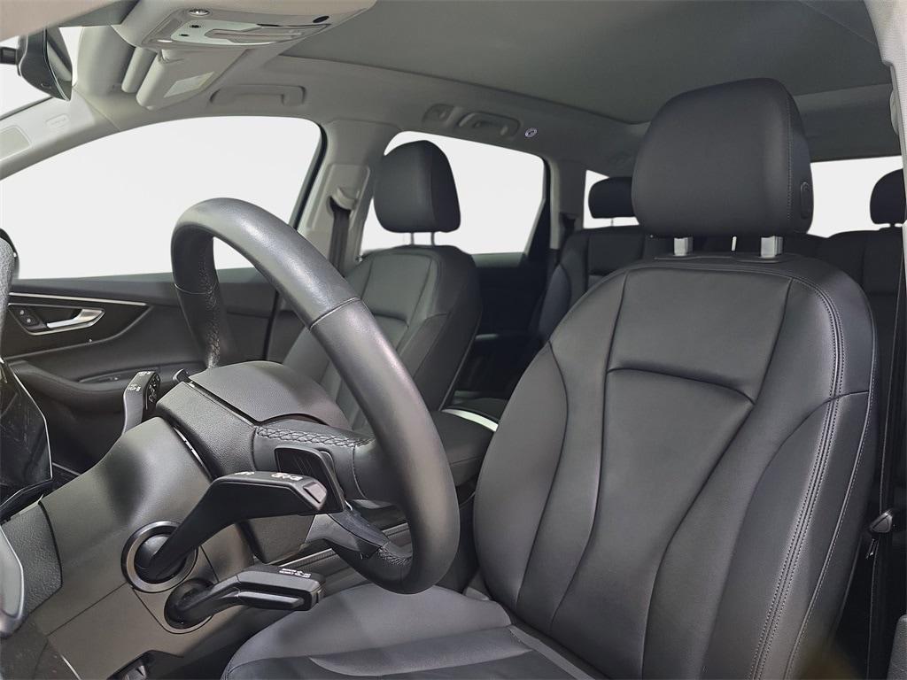 used 2023 Audi Q7 car, priced at $46,000