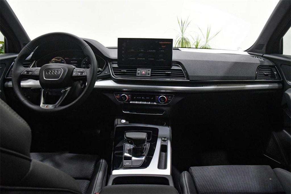 new 2025 Audi Q5 car, priced at $71,245