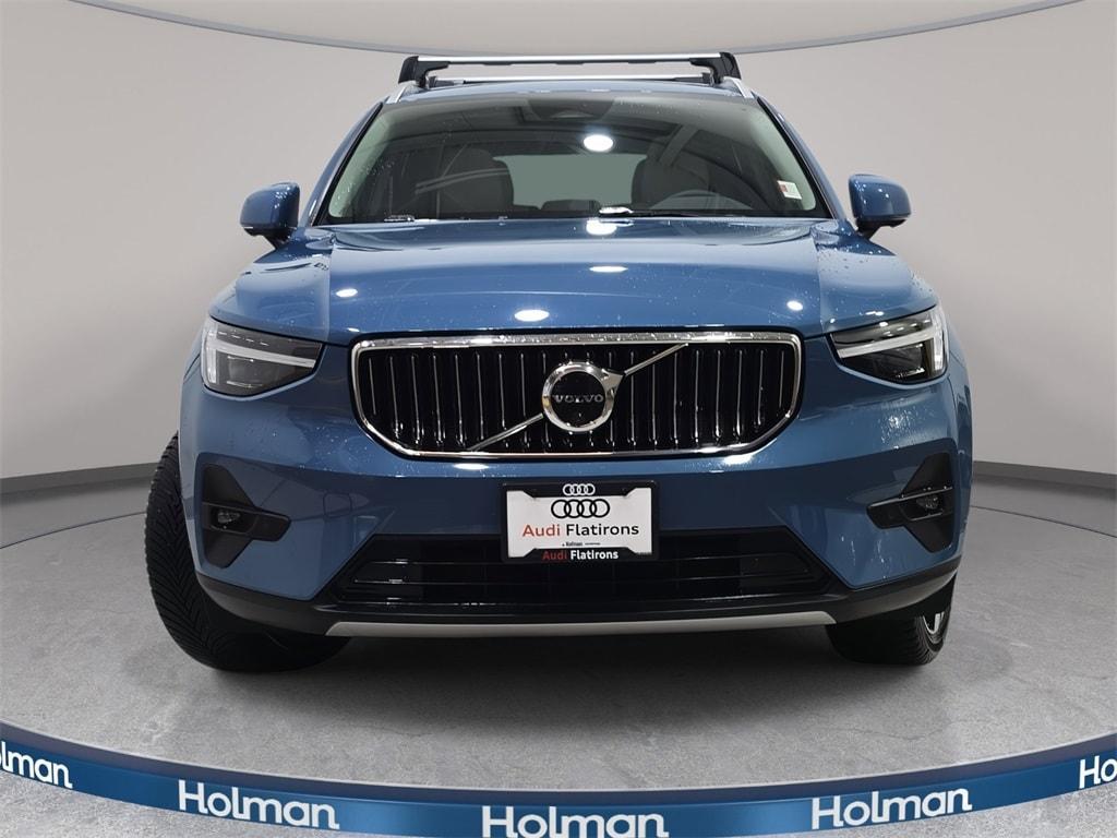 used 2023 Volvo XC40 car, priced at $34,105