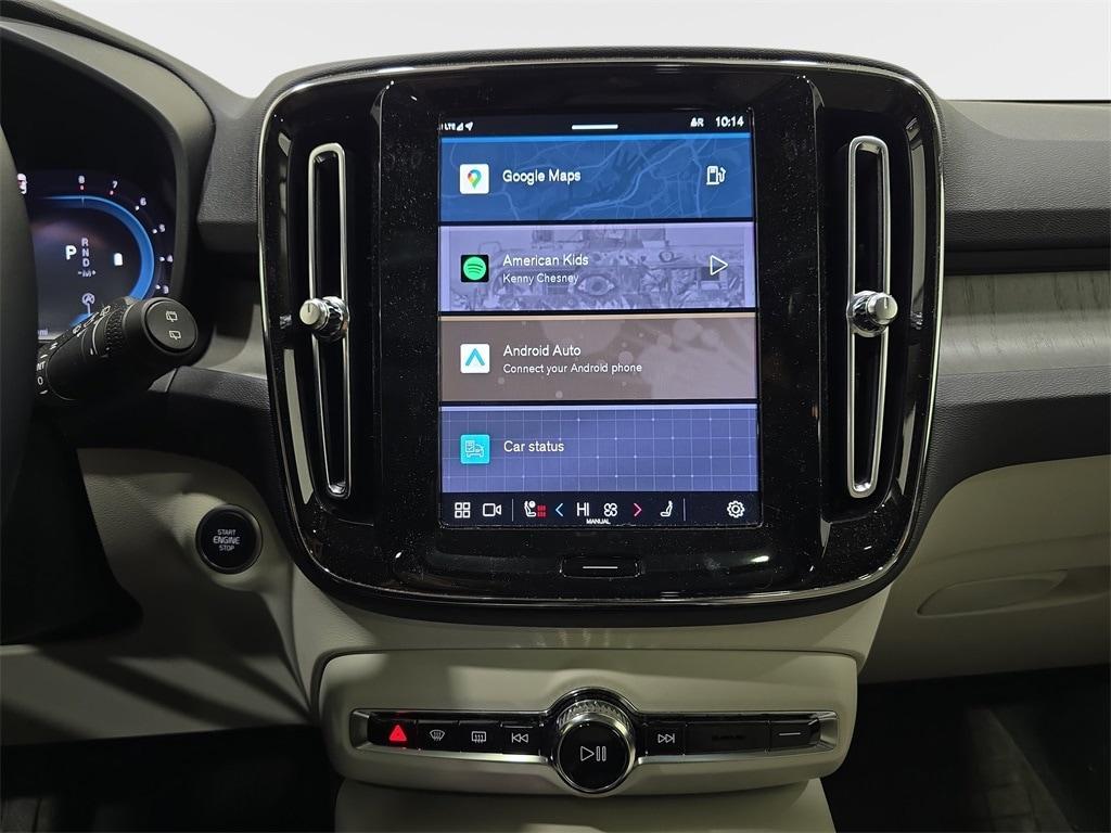 used 2023 Volvo XC40 car, priced at $34,105