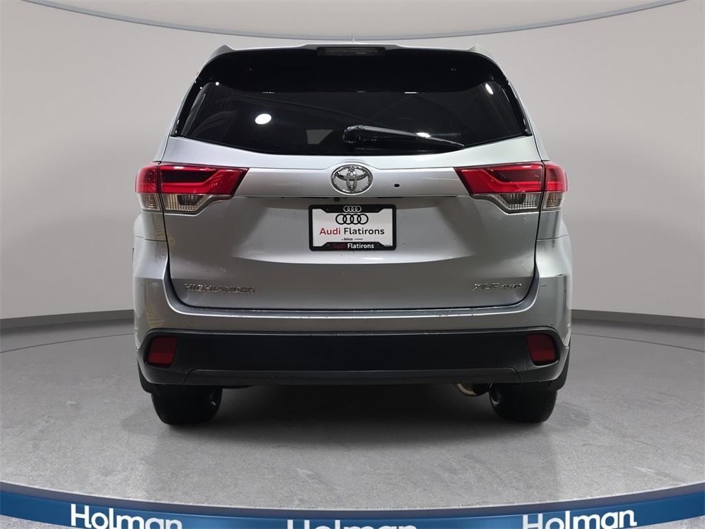 used 2019 Toyota Highlander car, priced at $32,295