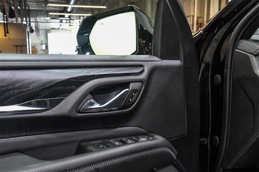 used 2023 GMC Yukon XL car, priced at $70,685
