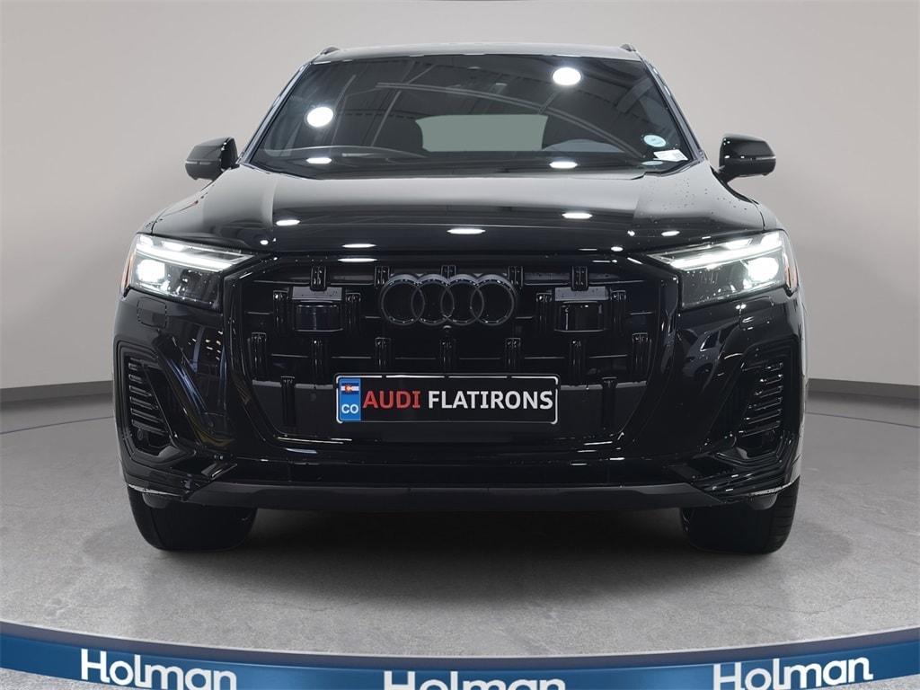new 2025 Audi Q7 car, priced at $79,945