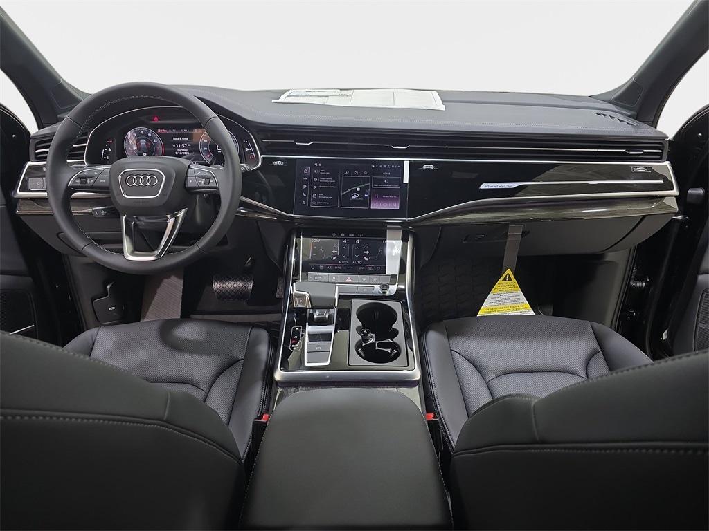 new 2025 Audi Q7 car, priced at $79,945
