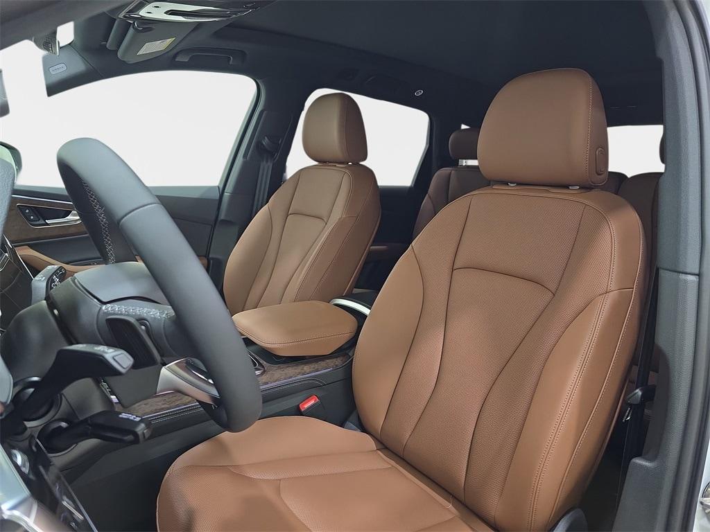 new 2025 Audi Q7 car, priced at $79,645
