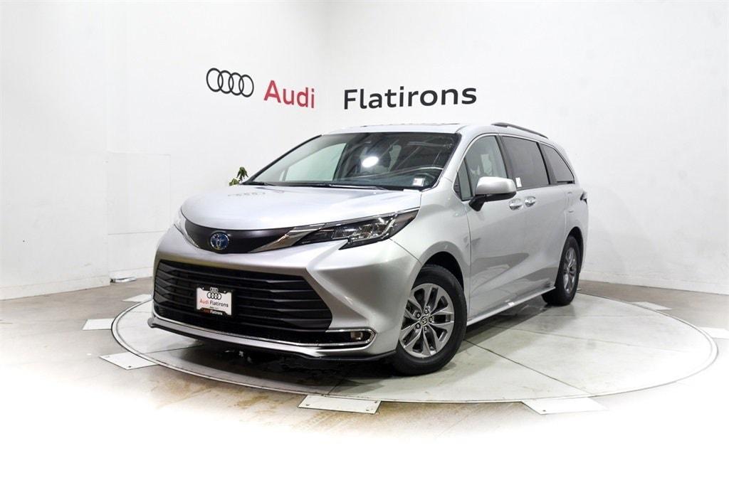 used 2023 Toyota Sienna car, priced at $41,090