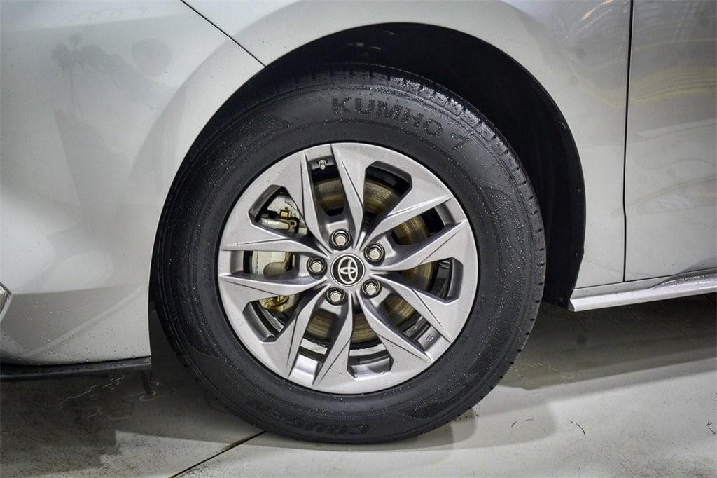 used 2023 Toyota Sienna car, priced at $41,090