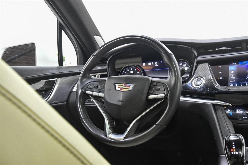 used 2020 Cadillac XT6 car, priced at $36,000