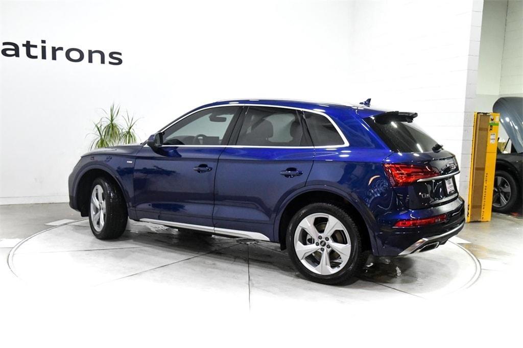 new 2025 Audi Q5 car, priced at $59,195