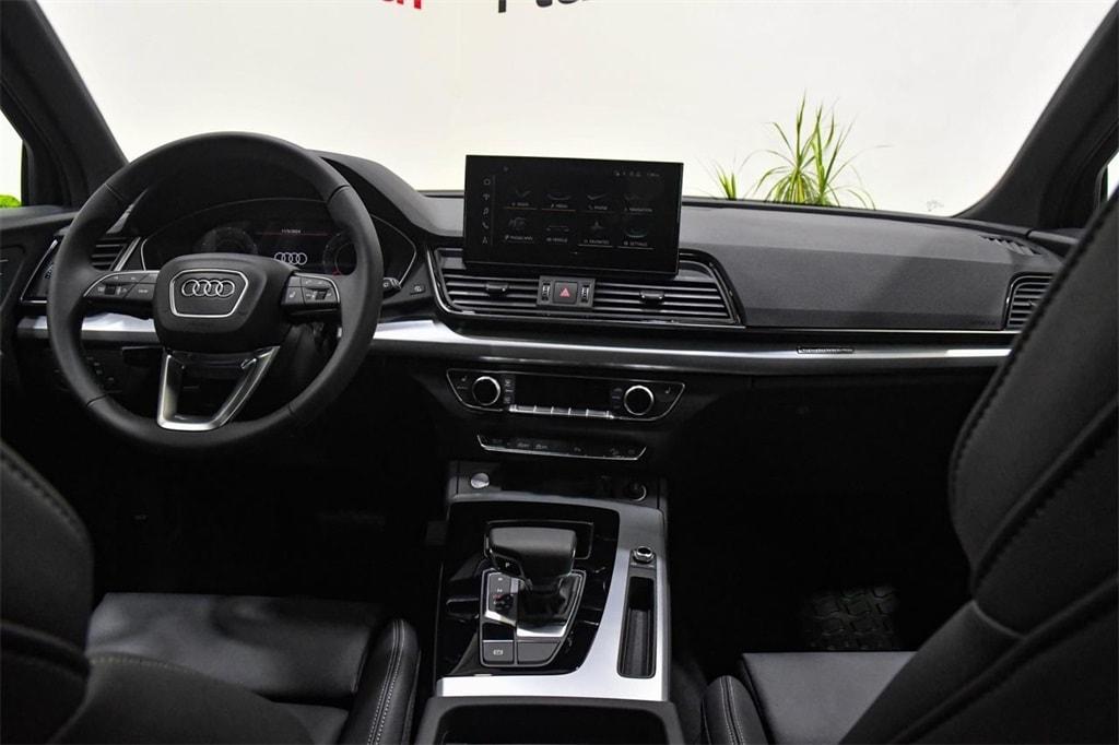 new 2025 Audi Q5 car, priced at $54,695