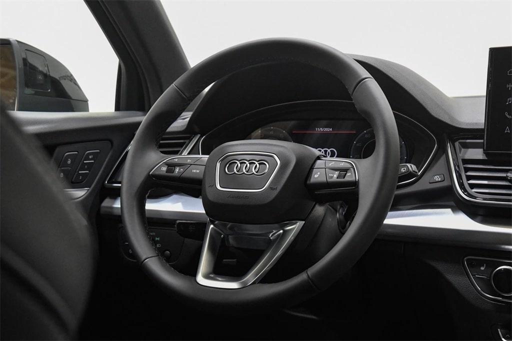 new 2025 Audi Q5 car, priced at $54,695