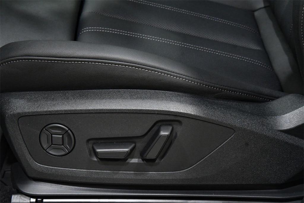 new 2025 Audi Q6 e-tron car, priced at $76,630
