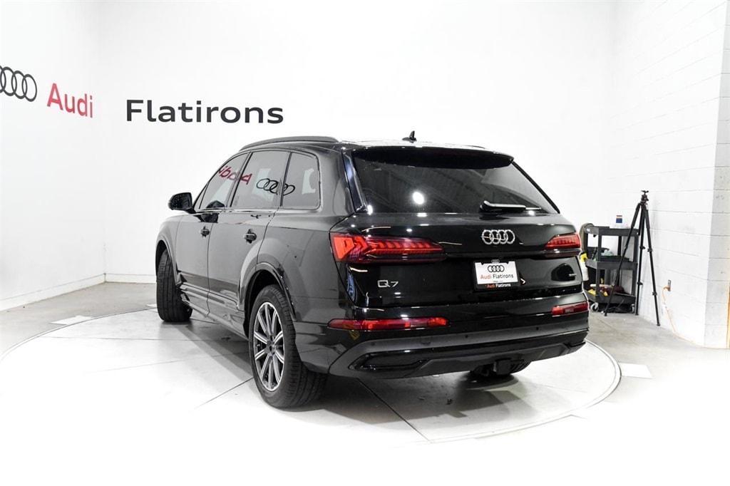 used 2024 Audi Q7 car, priced at $60,995