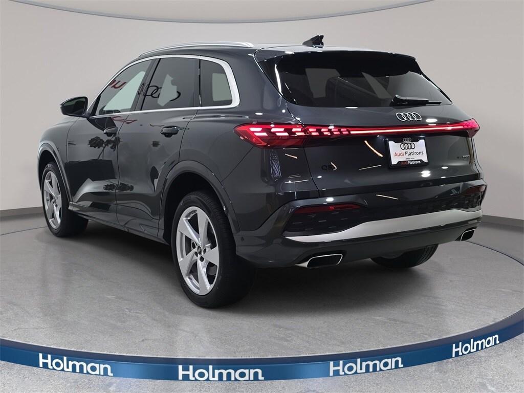 new 2025 Audi Q5 car, priced at $61,670