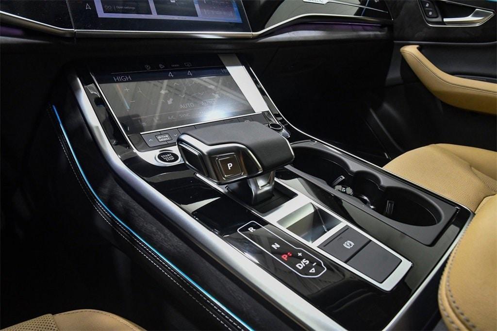 new 2025 Audi Q7 car, priced at $78,615