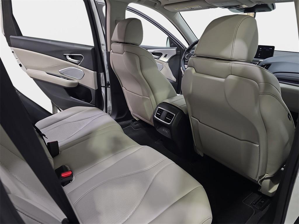 used 2025 Acura RDX car, priced at $45,000