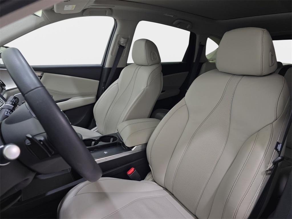 used 2025 Acura RDX car, priced at $45,000