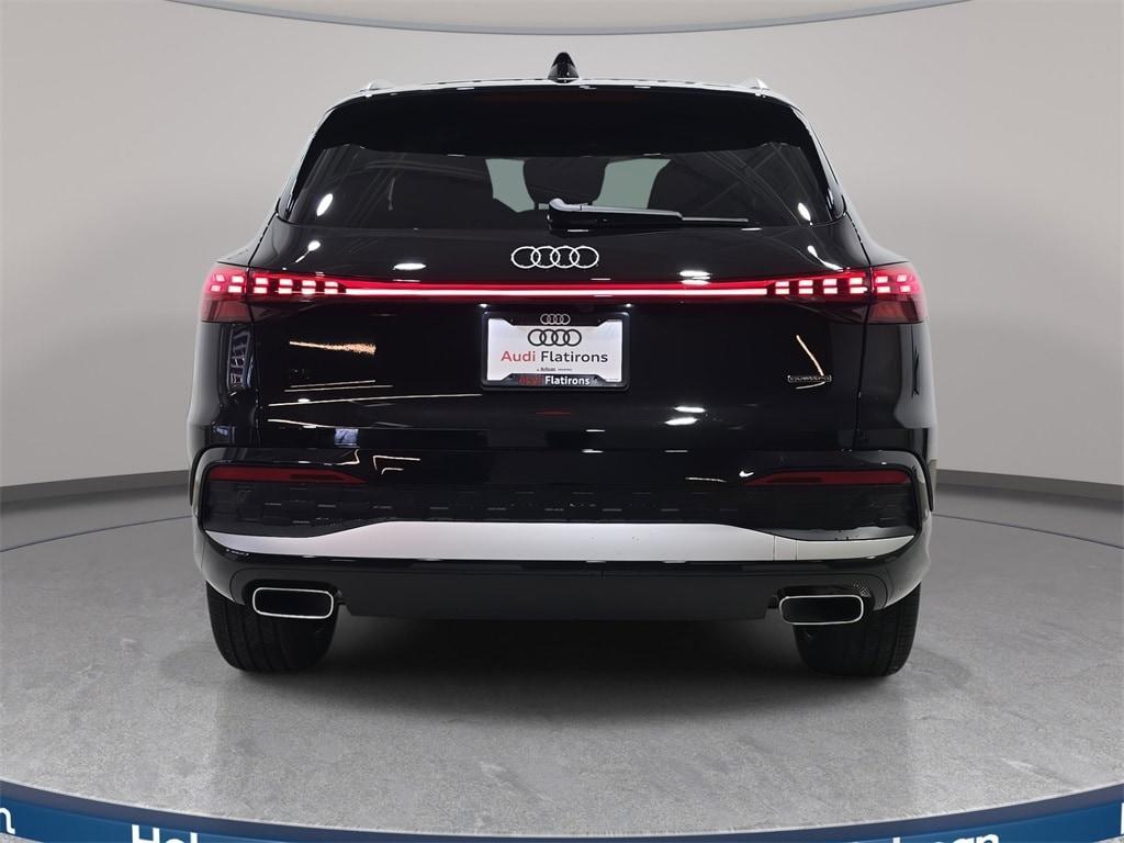 new 2025 Audi Q5 car, priced at $61,995