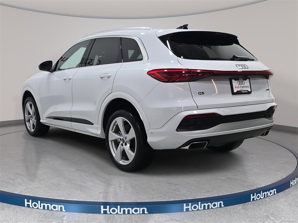 new 2025 Audi Q5 car, priced at $61,670