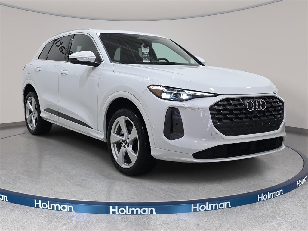 new 2025 Audi Q5 car, priced at $61,670