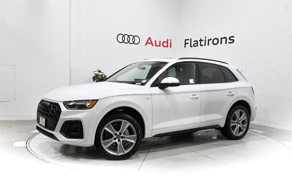 new 2025 Audi Q5 car, priced at $54,695