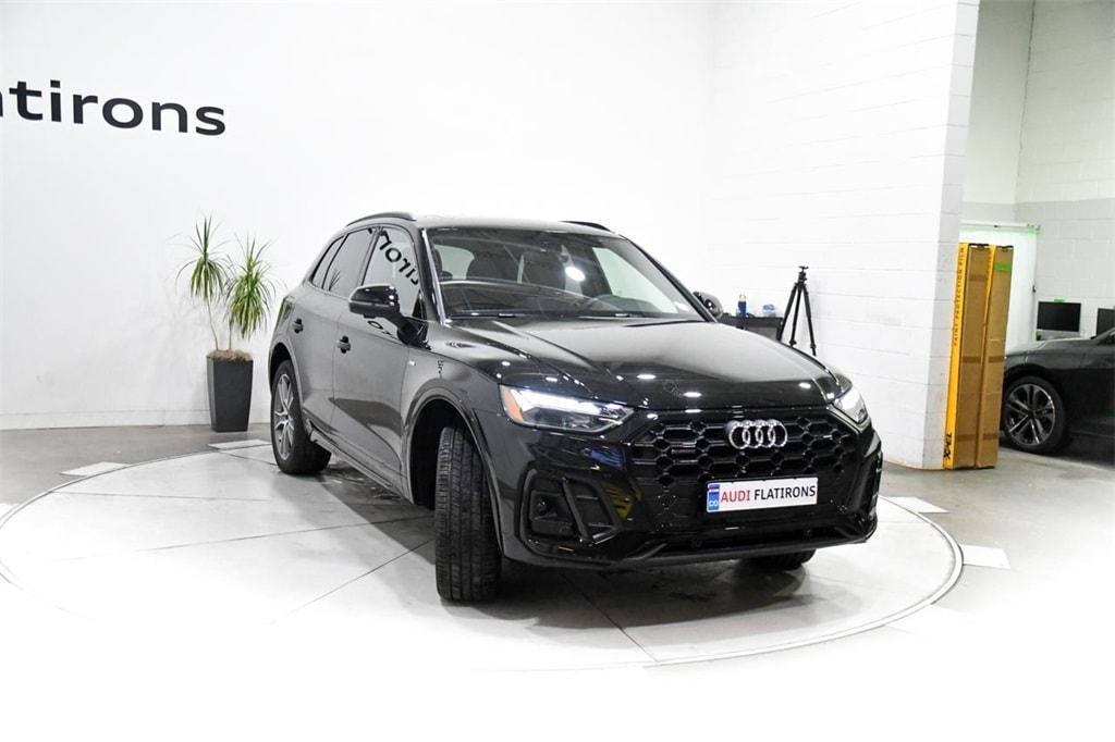 new 2025 Audi Q5 car, priced at $54,020