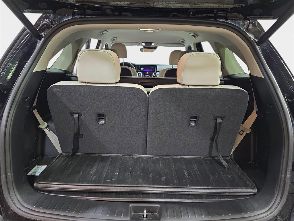 used 2023 Kia Sorento Hybrid car, priced at $35,690