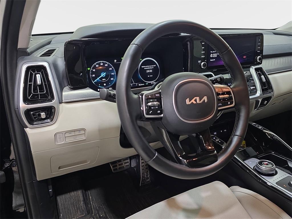 used 2023 Kia Sorento Hybrid car, priced at $35,690