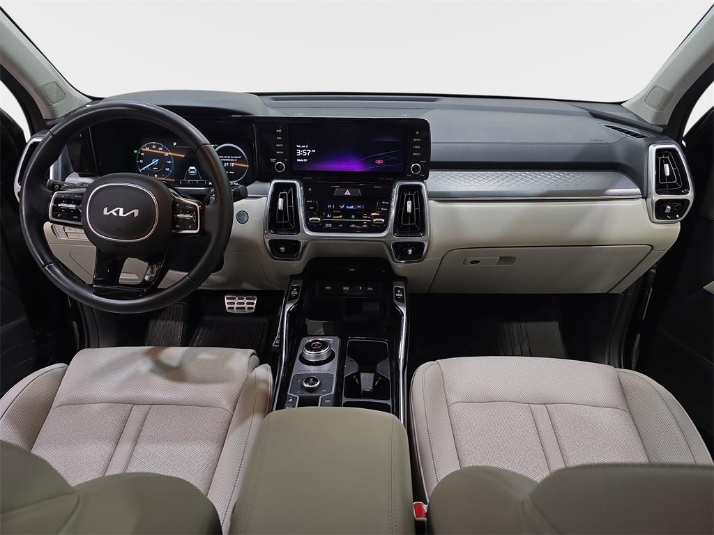 used 2023 Kia Sorento Hybrid car, priced at $35,690