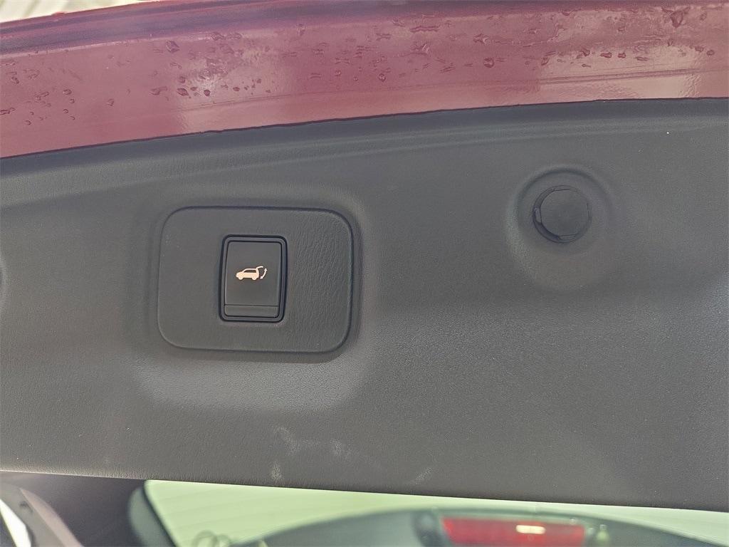 used 2020 Nissan Pathfinder car, priced at $24,895