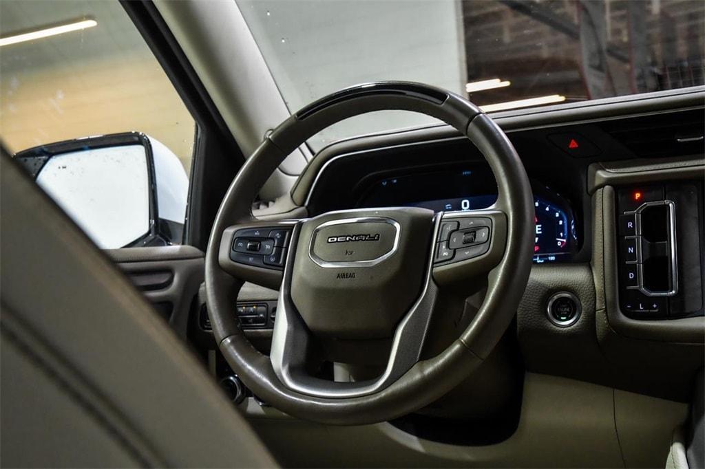 used 2023 GMC Yukon car, priced at $73,290